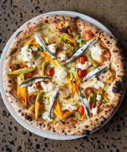 Pizza mit Fisch